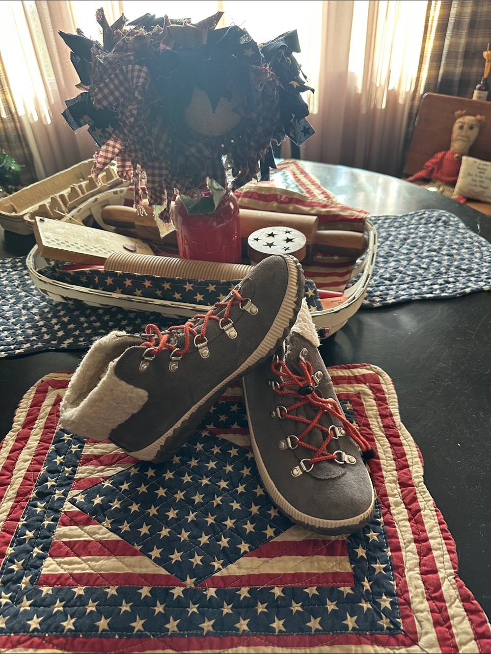 Sorel Women's Gray Suede Winter Boots with Red Laces